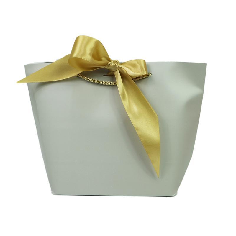 Luxury Bowknot Gift Paper Bags with Silk Ribbon - Customizable Packaging Solution